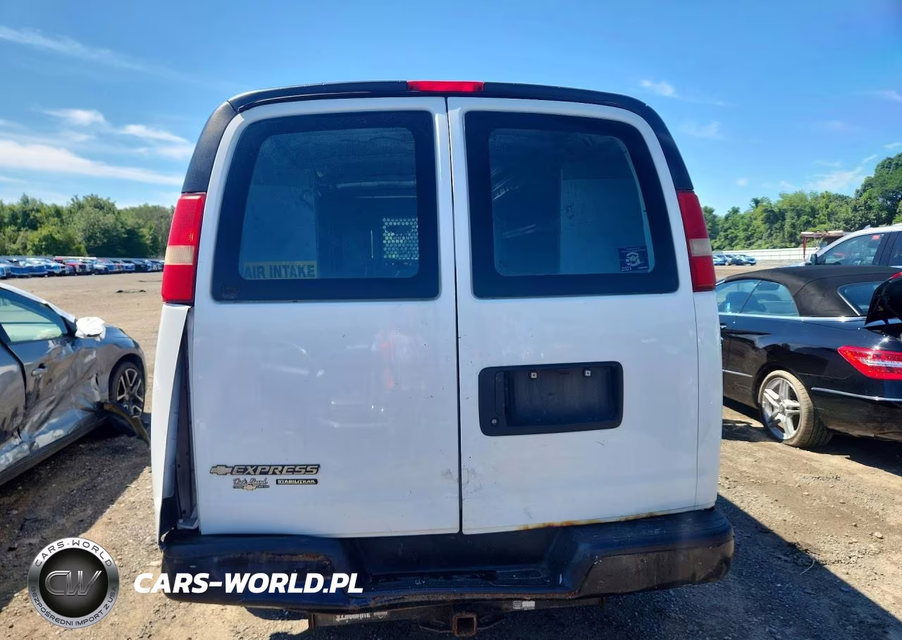 2014 Chevrolet Express G2500 VIN:1GCWGFCA7E1165672 - 6