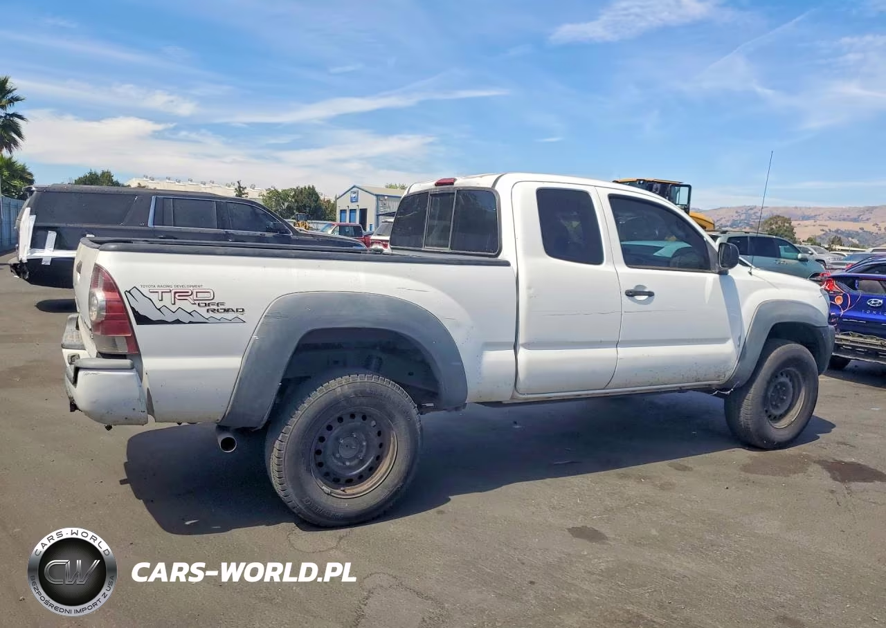 2009 Toyota Tacoma Prerunner V6 VIN:5TETU62N69Z615579 - 3