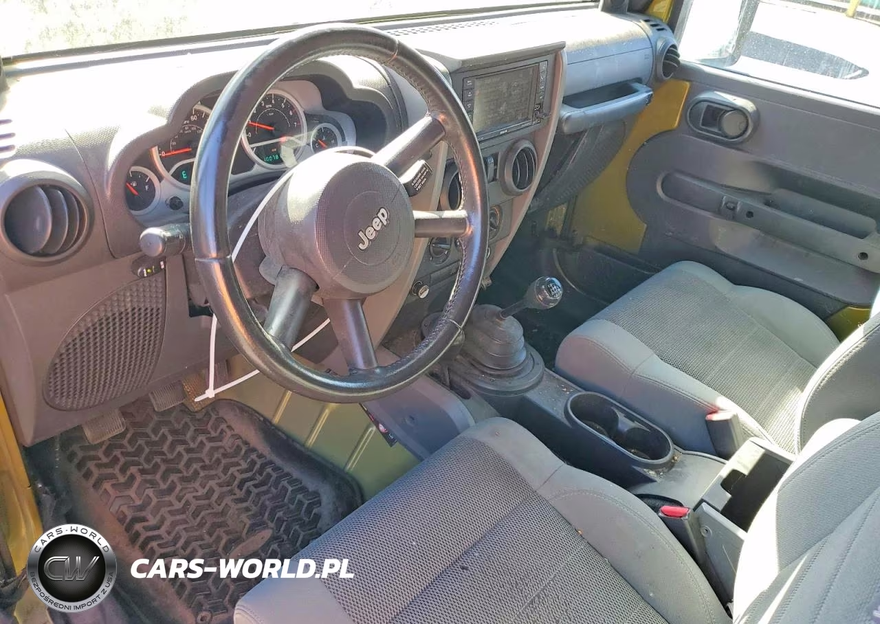 2007 Jeep Wrangler Sahara VIN:1J4FA54137L160528 - 8