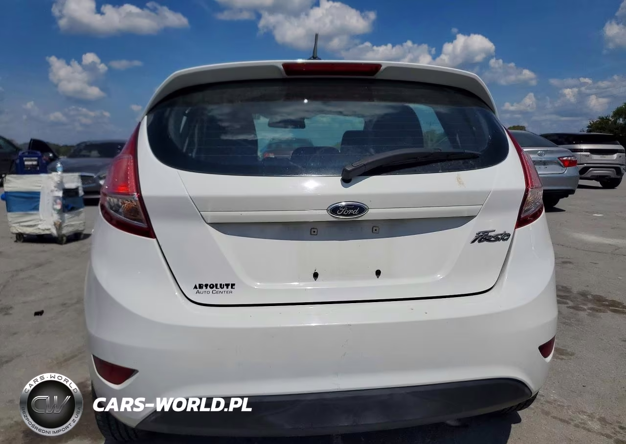 2015 Ford Fiesta S VIN:3FADP4TJ0FM157614 - 6