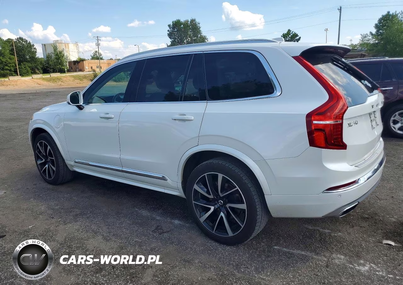 2021 Volvo Xc90 T8 Recharge Momentum VIN:YV4BR00K6M1682041 - 2