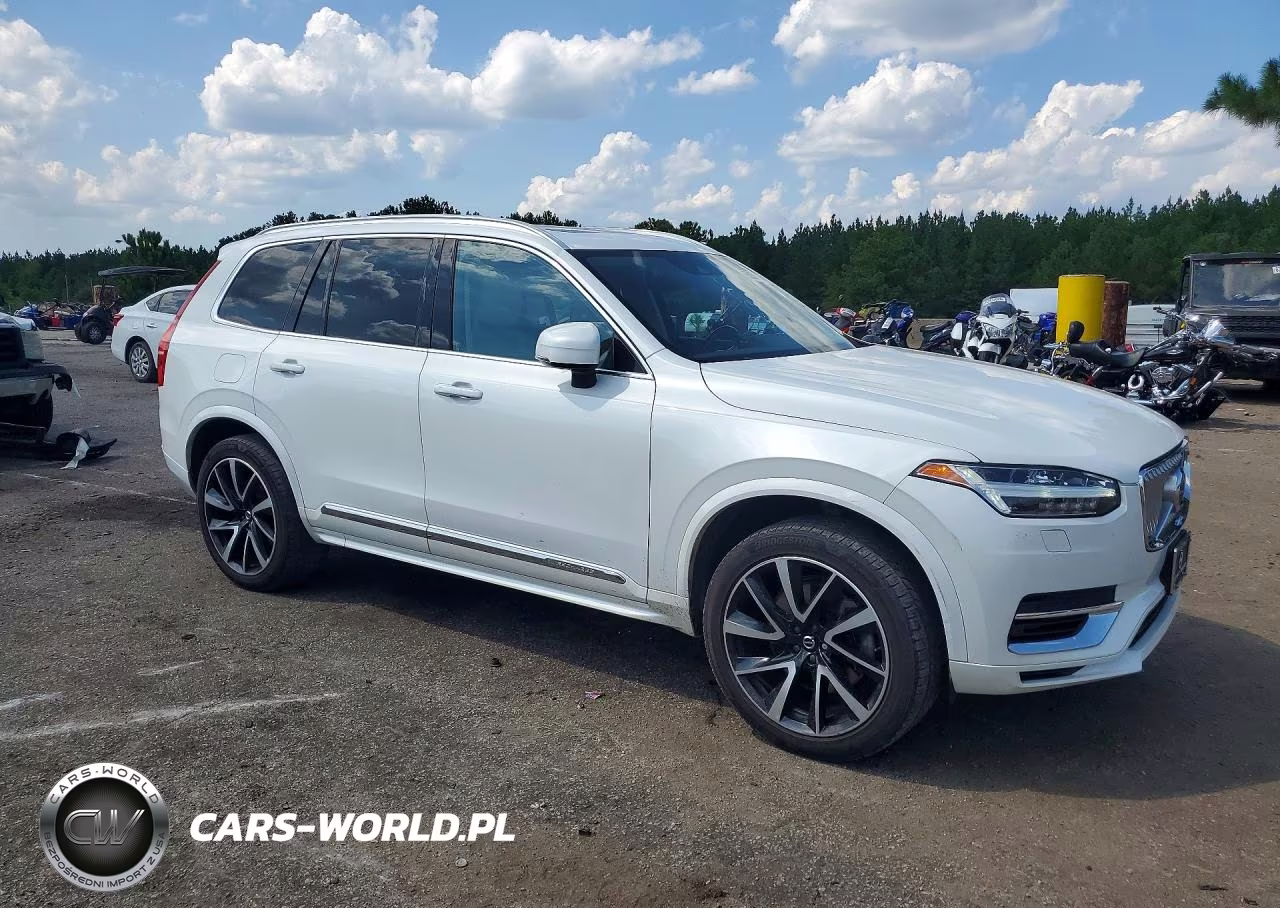 2021 Volvo Xc90 T8 Recharge Momentum VIN:YV4BR00K6M1682041 - 4