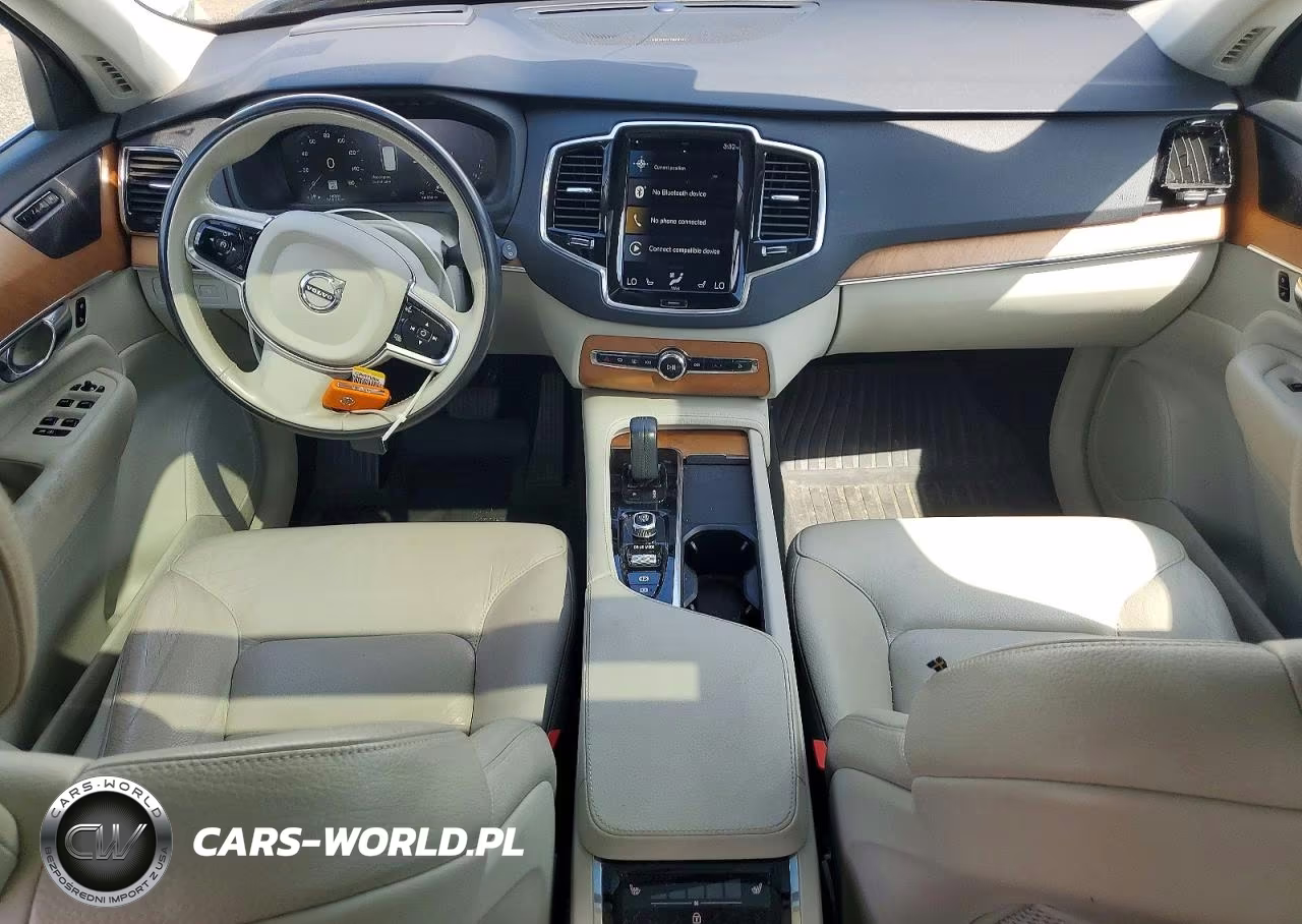 2021 Volvo Xc90 T8 Recharge Momentum VIN:YV4BR00K6M1682041 - 8