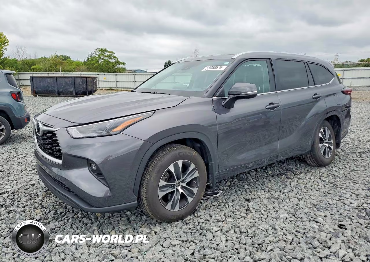 2024 Toyota Highlander Xle – zdjęcie 1 z 13
