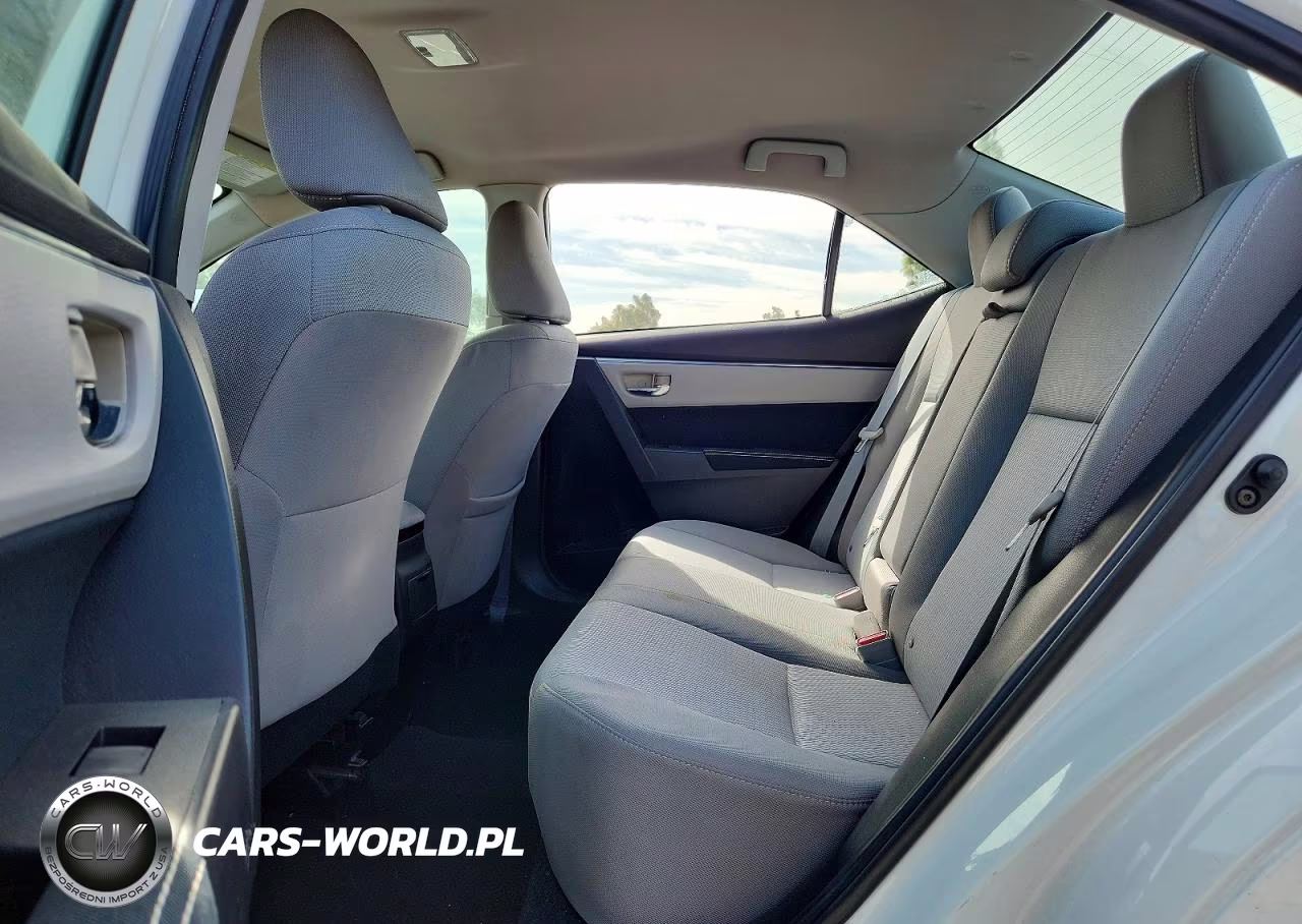 2016 Toyota Corolla Le Plus VIN:5YFBURHE5GP366201 - 10
