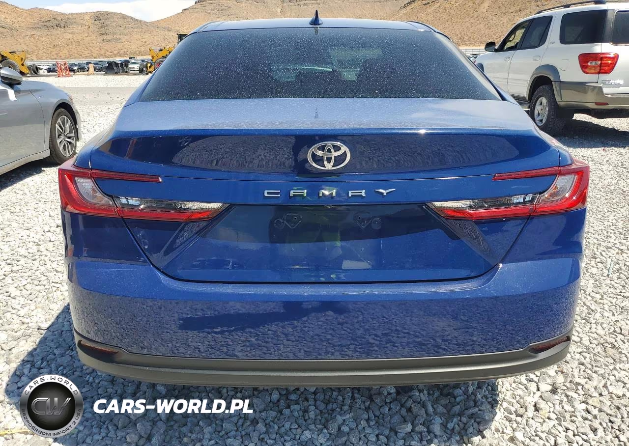 2025 Toyota Camry Le VIN:4T1DAACKXSU069612 - 6