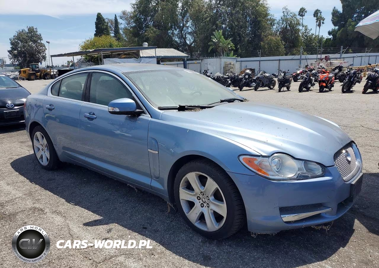 2009 Jaguar Xf Luxury VIN:SAJWA05B79HR37011 - 4