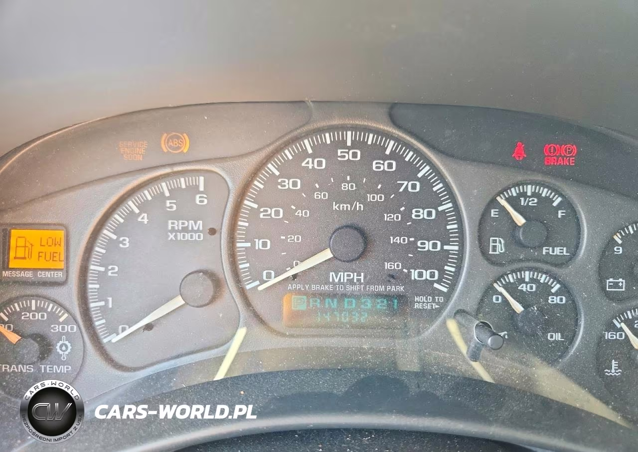 2002 Chevrolet Silverado K2500 Heavy Duty VIN:1GCHK23U52F242483 - 9