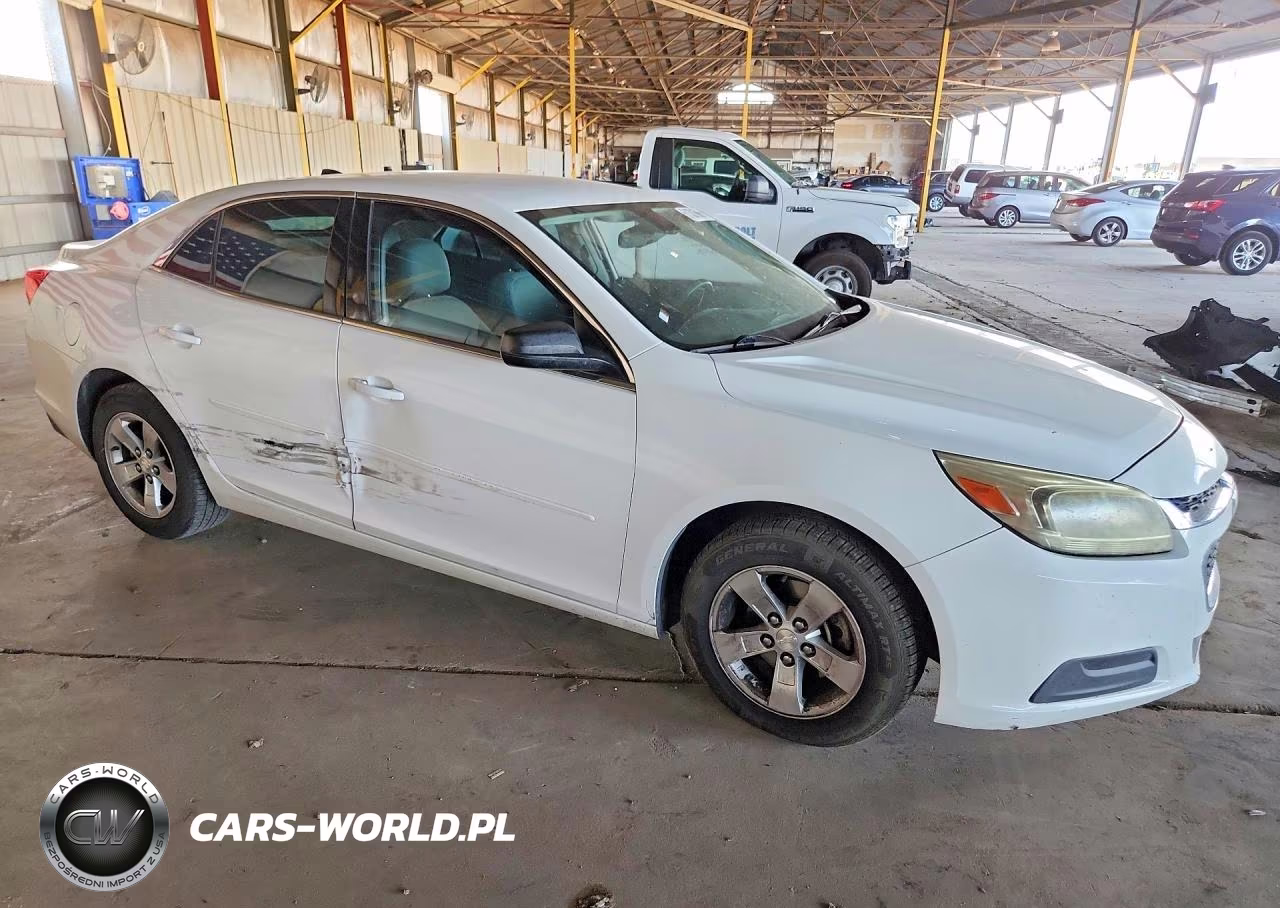 2014 Chevrolet Malibu Ls VIN:1G11B5SL6EF304644 - 4
