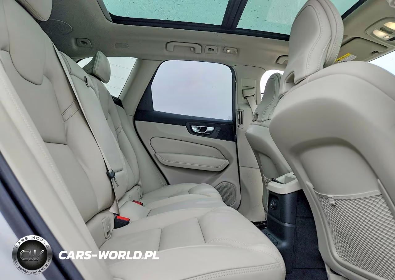2025 Volvo Xc60 Ultra VIN:YV4H60RM9S1070307 - 11