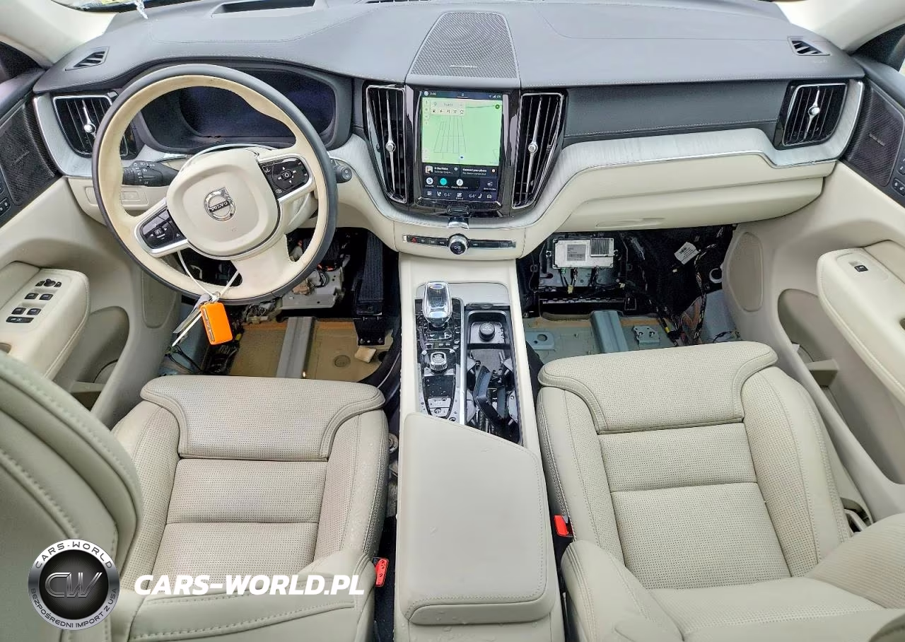 2025 Volvo Xc60 Ultra VIN:YV4H60RM9S1070307 - 8