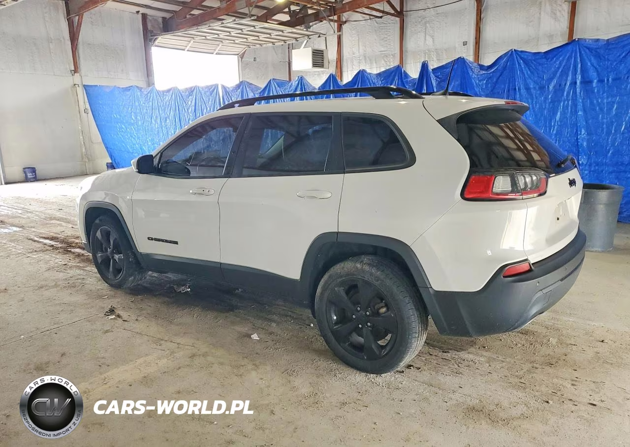 2019 Jeep Cherokee Latitude Plus VIN:1C4PJLLN1KD286327 - 2