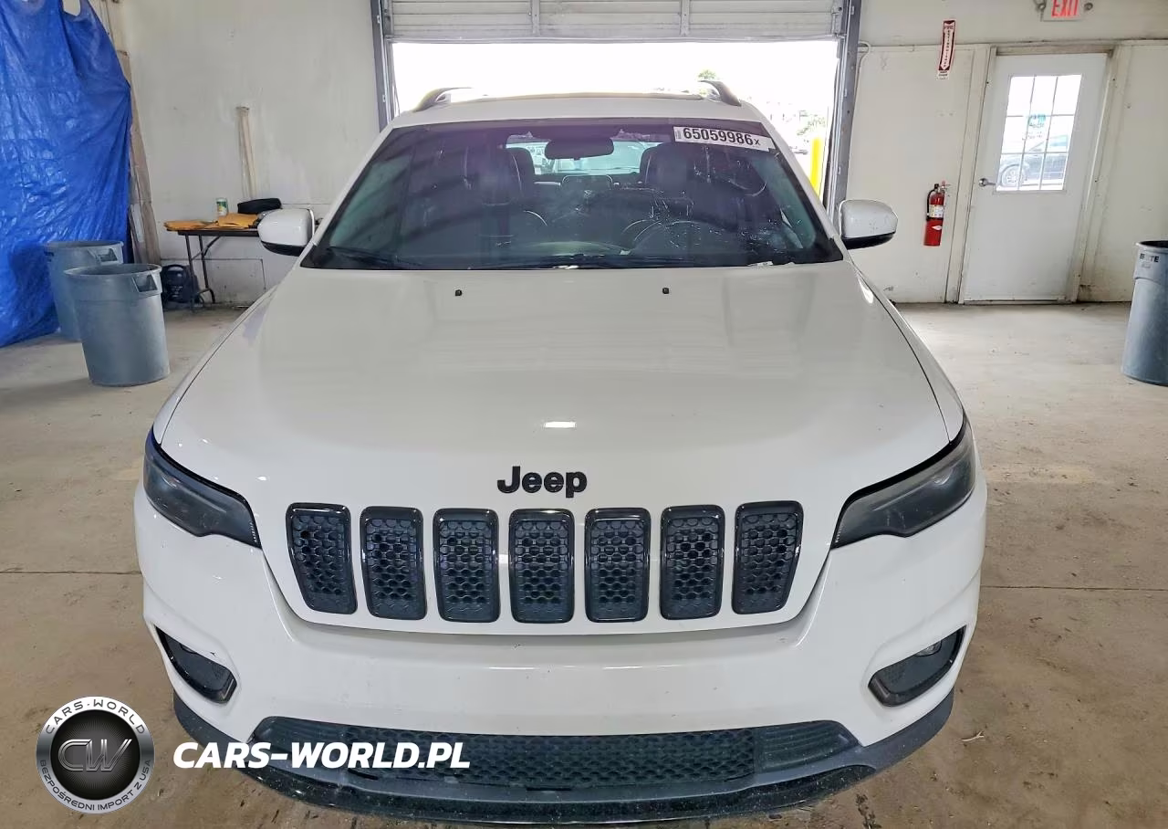 2019 Jeep Cherokee Latitude Plus VIN:1C4PJLLN1KD286327 - 5
