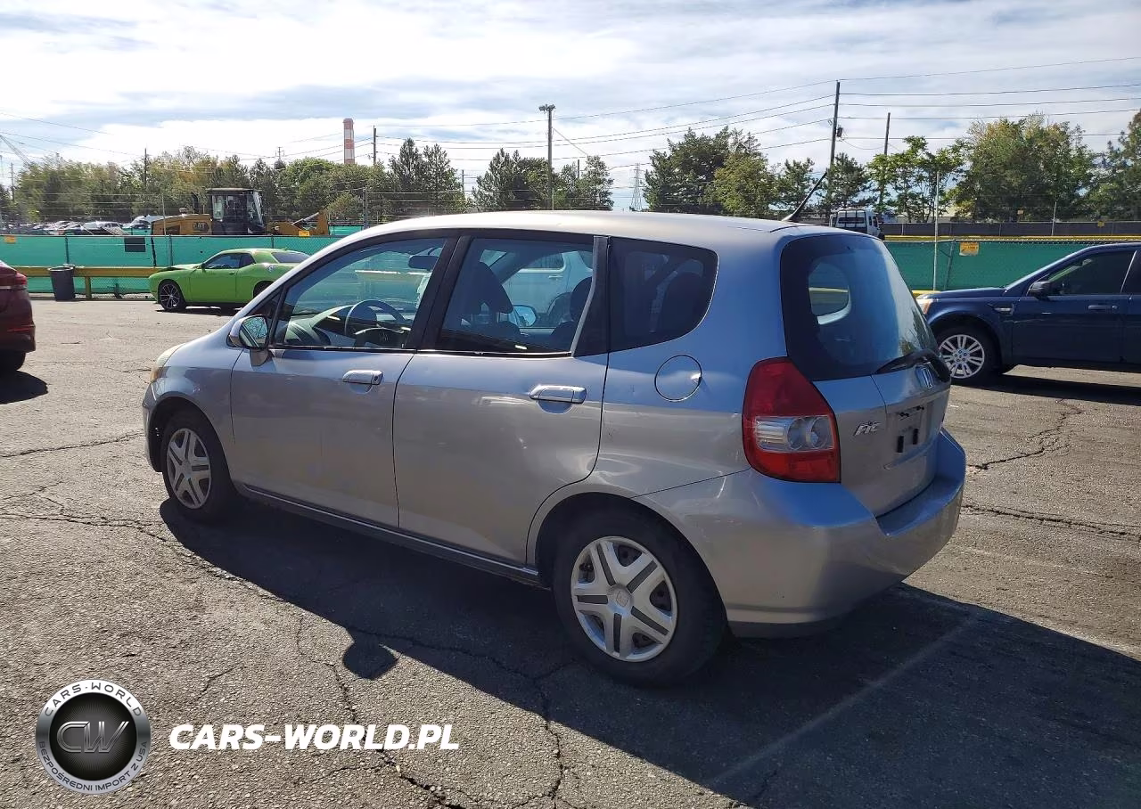 2008 Honda Fit VIN:JHMGD38408S027225 - 2