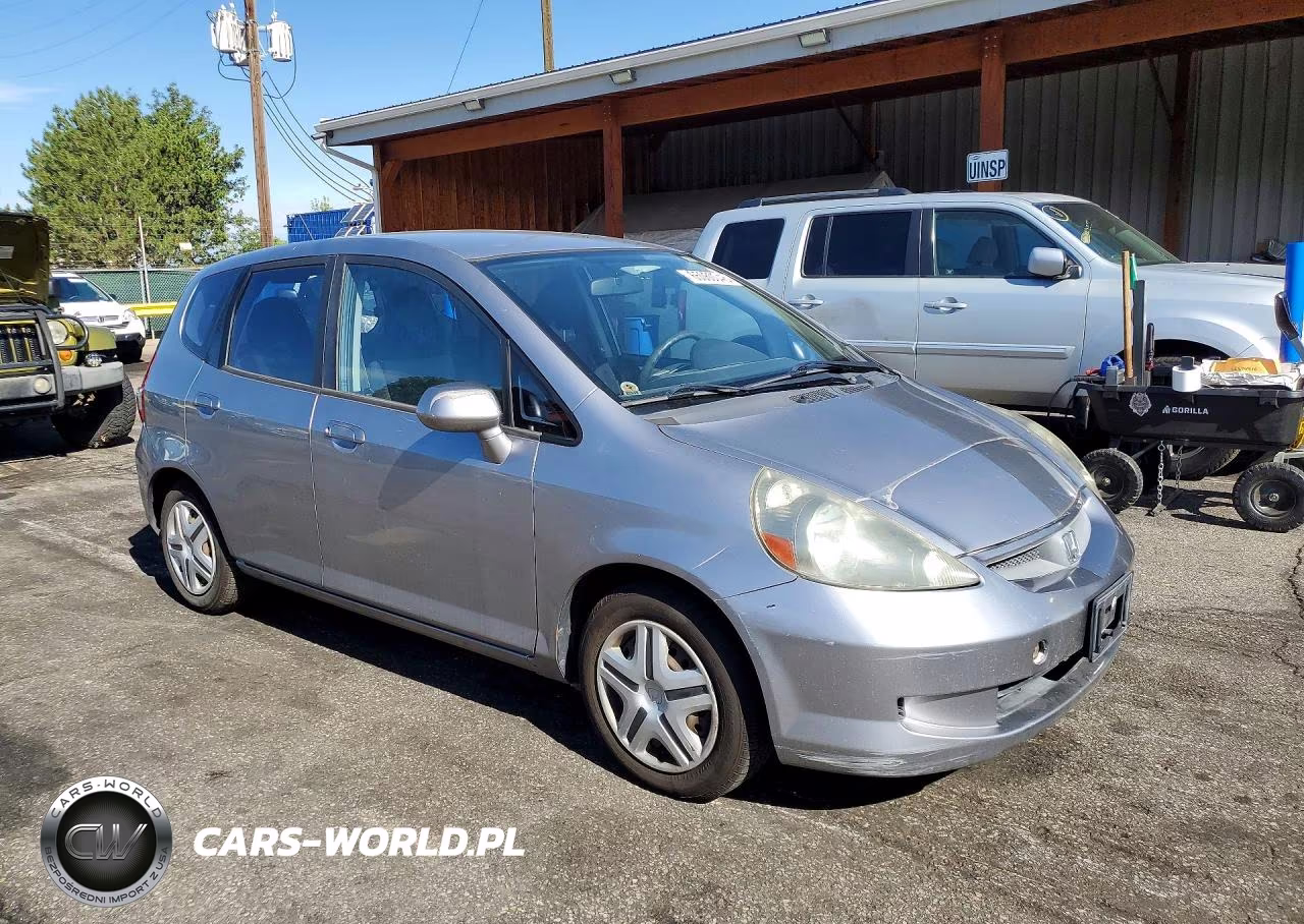 2008 Honda Fit VIN:JHMGD38408S027225 - 4