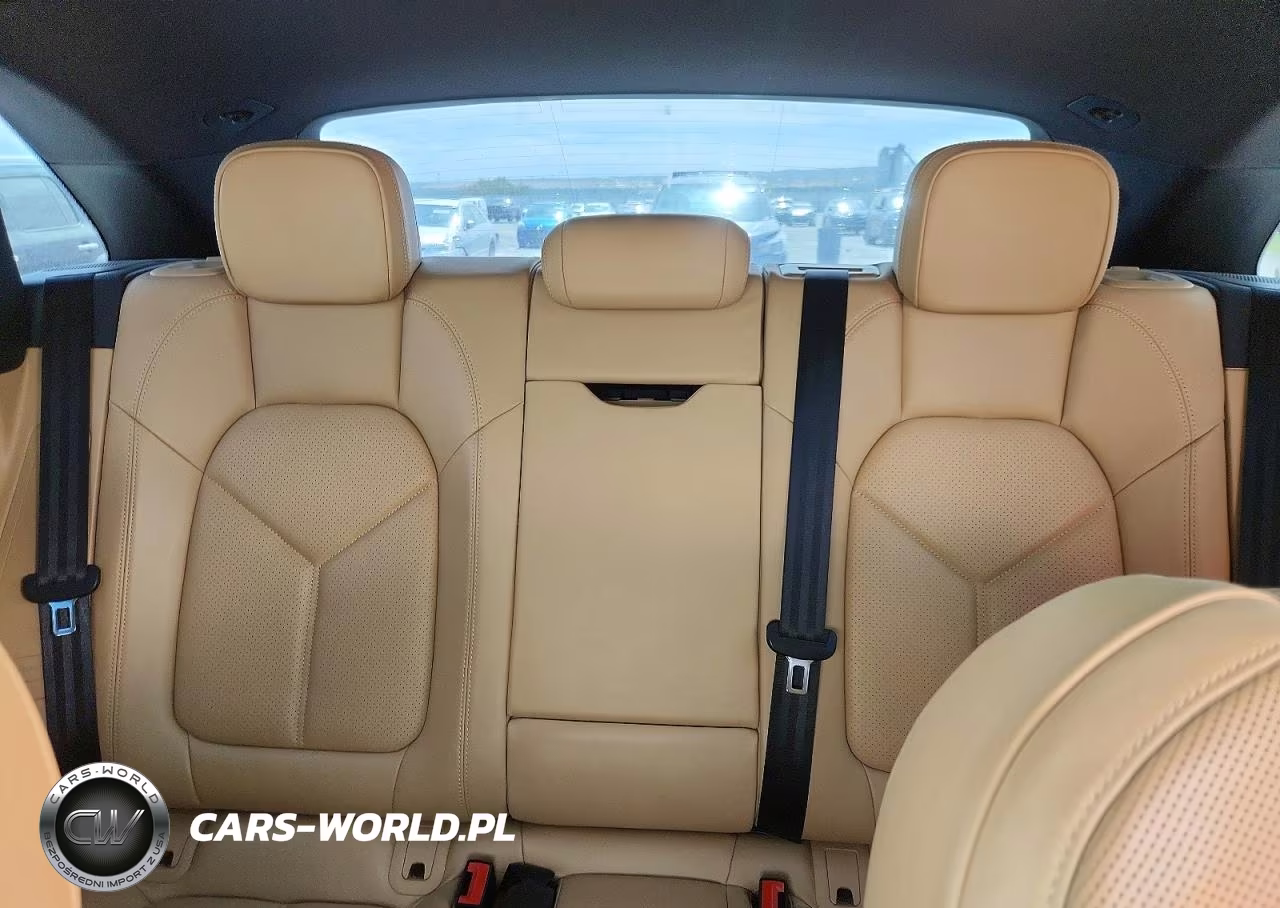 2018 Porsche Macan S VIN:WP1AB2A55JLB31606 - 10