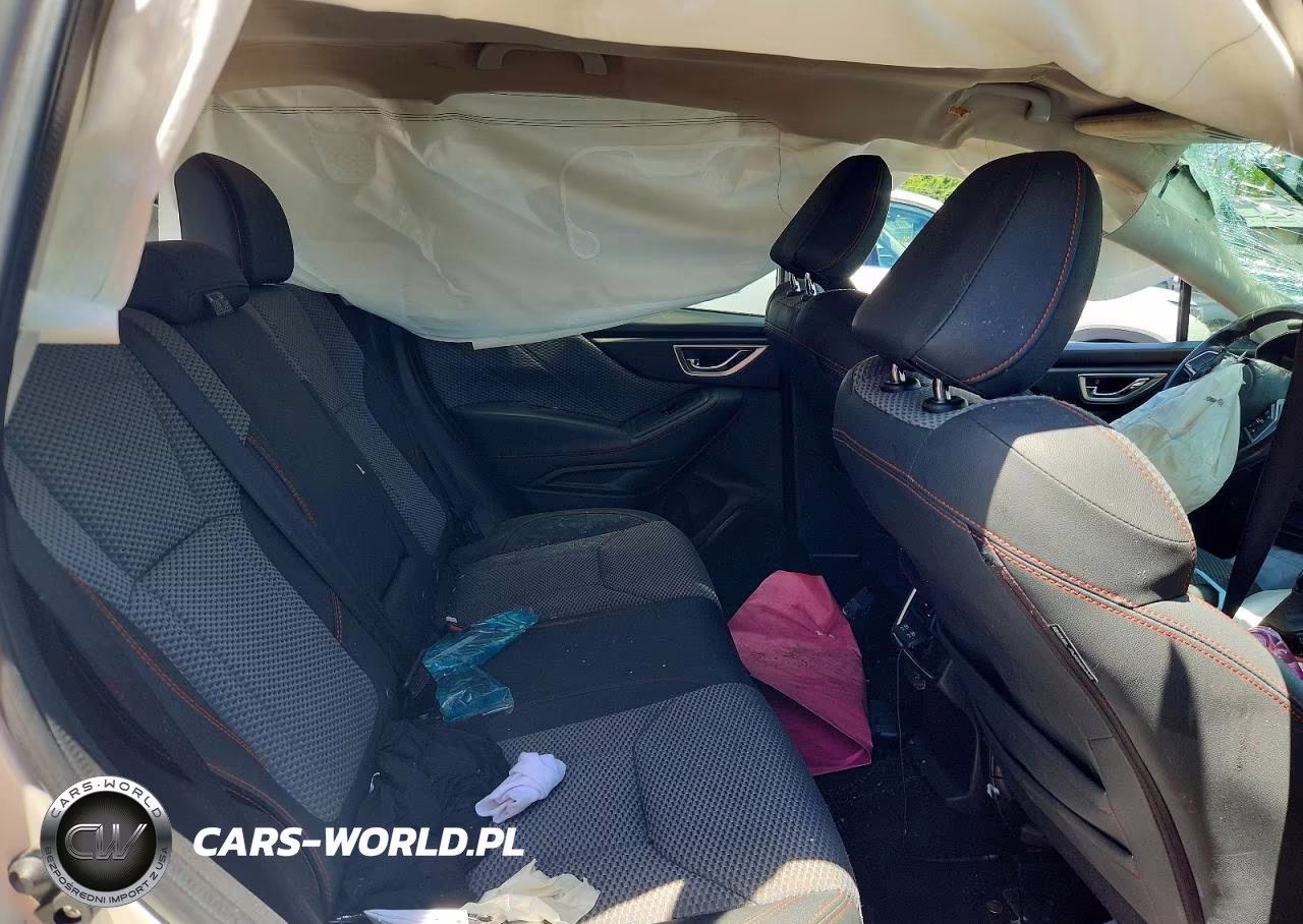 2019 Subaru Forester Sport VIN:JF2SKAKC1KH486274 - 11