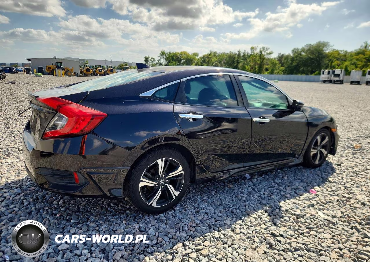 2016 Honda Civic Touring VIN:19XFC1F97GE028554 - 3