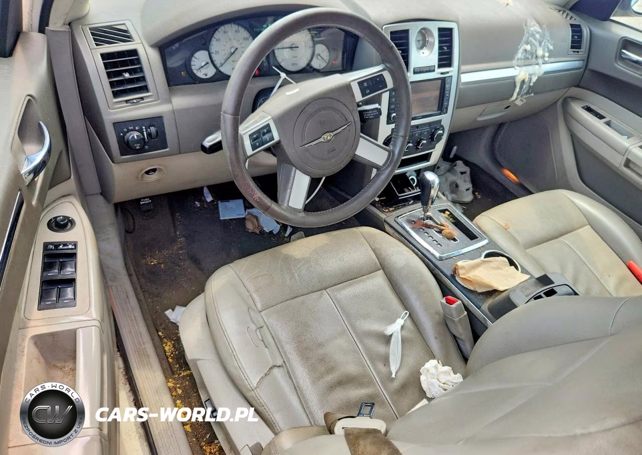 2010 Chrysler 300 Touring VIN:2C3CA5CV6AH254246 - 8