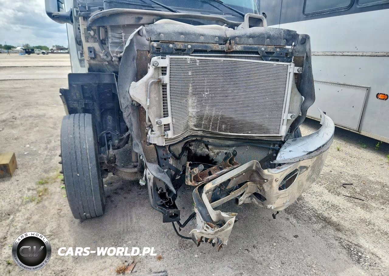 2019 International Rh613 Semi Truck VIN:3HSDXTZN6KN579994 - 9