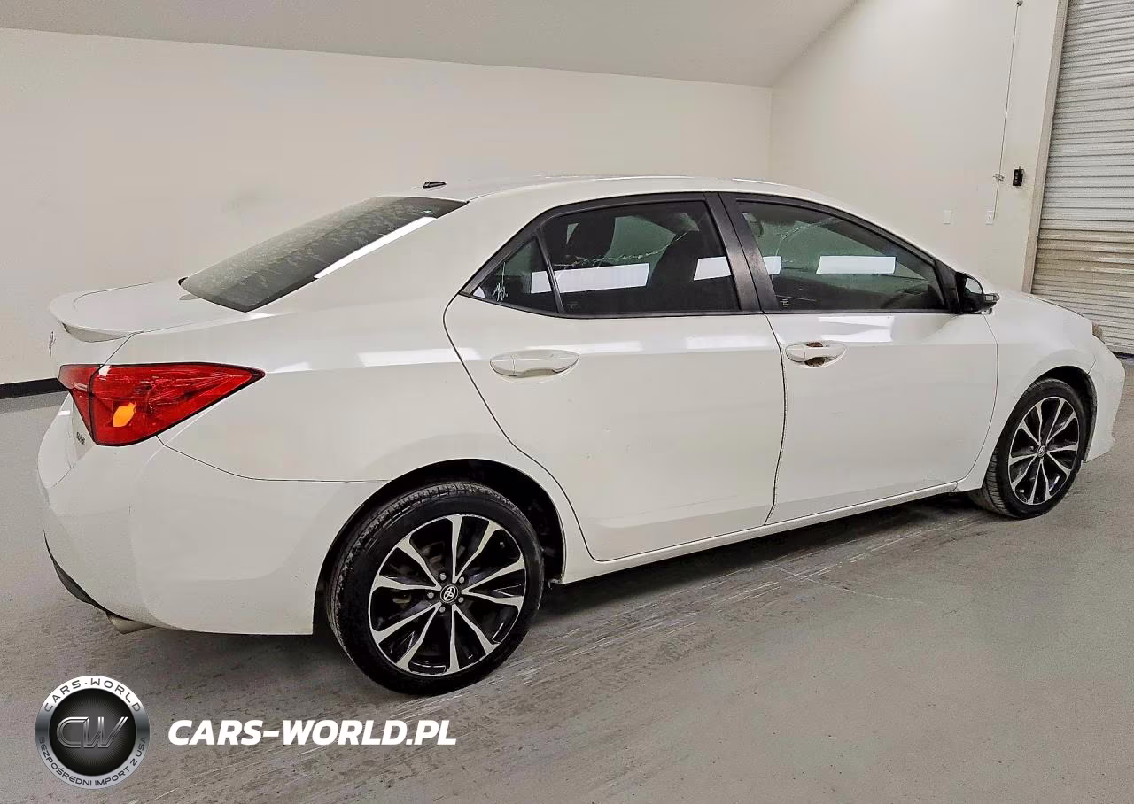 2017 Toyota Corolla Xse VIN:5YFBURHE5HP637601 - 3
