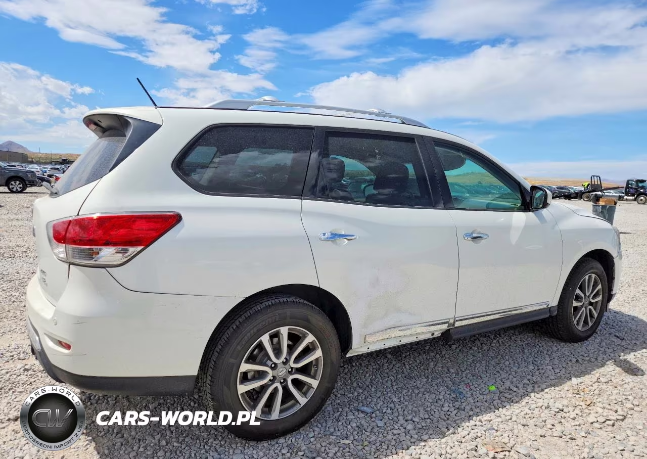 2014 Nissan Pathfinder S VIN:5N1AR2MM2EC612110 - 3