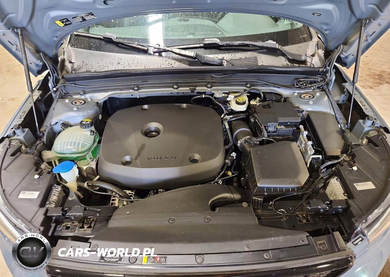 2021 Volvo Xc40 T5 R-Design VIN:YV4162UM8M2616886 - 11