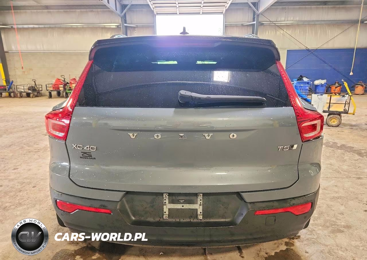 2021 Volvo Xc40 T5 R-Design VIN:YV4162UM8M2616886 - 6