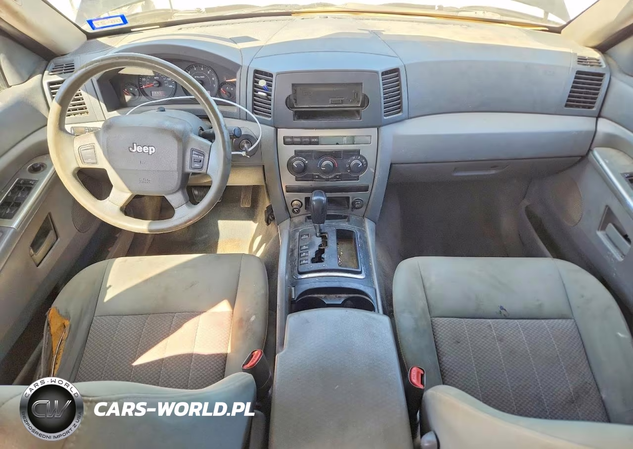2005 Jeep Grand Cherokee Laredo VIN:1J4GS48KX5C549792 - 8