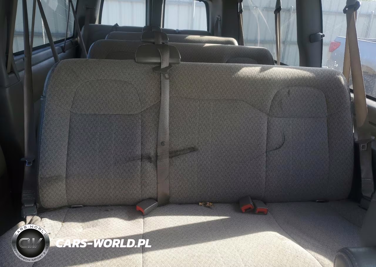 2018 Chevrolet Express G3500 Lt VIN:1GAZGPFG3J1218941 - 10