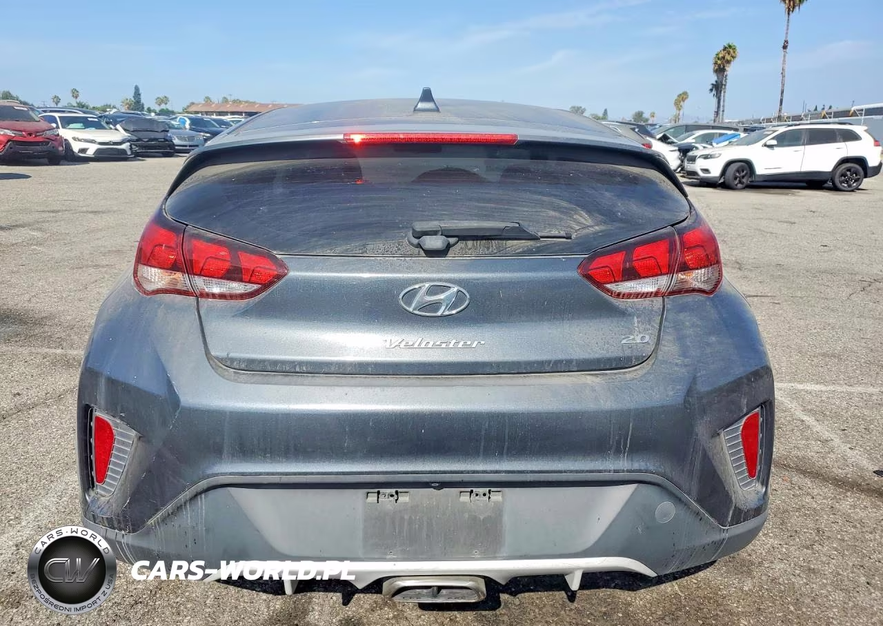 2019 Hyundai Veloster Base VIN:KMHTG6AF9KU019944 - 6