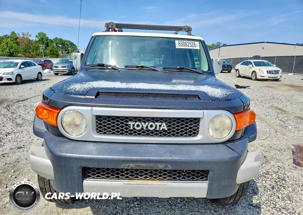 2007 Toyota Fj Cruiser Base VIN:JTEBU11F270032122 - 5