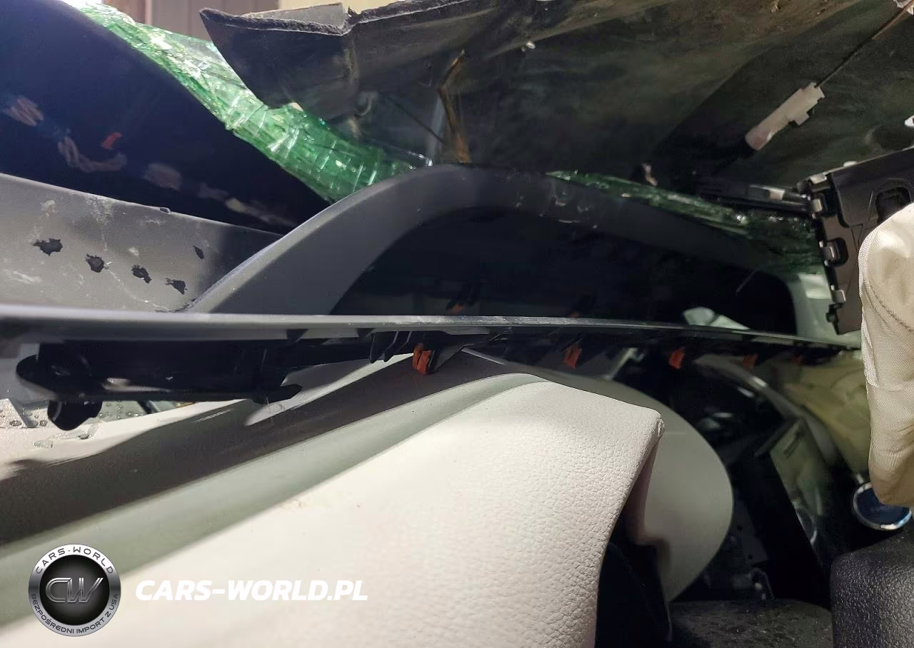 2019 Toyota Prius L Eco VIN:JTDKARFU9K3097608 - 9
