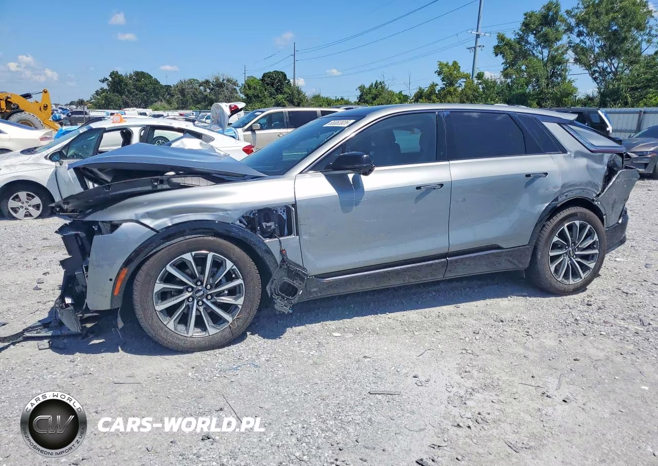 2024 Cadillac Lyriq Sport