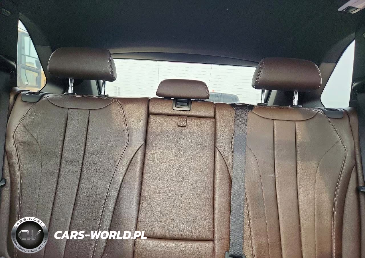 2017 BMW X5 Xdr40E VIN:5UXKT0C3XH0V97724 - 10