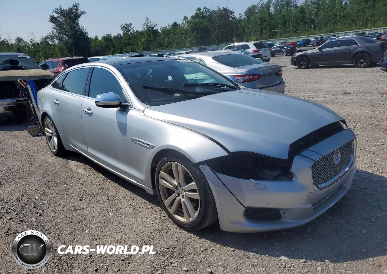 2012 Jaguar Xjl VIN:SAJWA2GB9CLV32409 - 4
