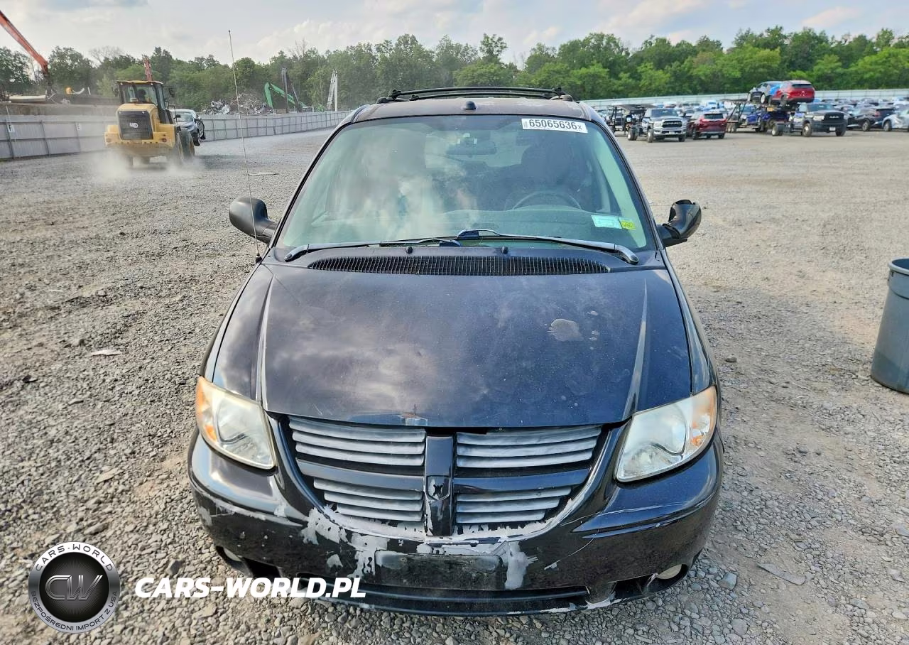 2005 Dodge Grand Caravan Sxt VIN:2D8GP44L65R443466 - 5