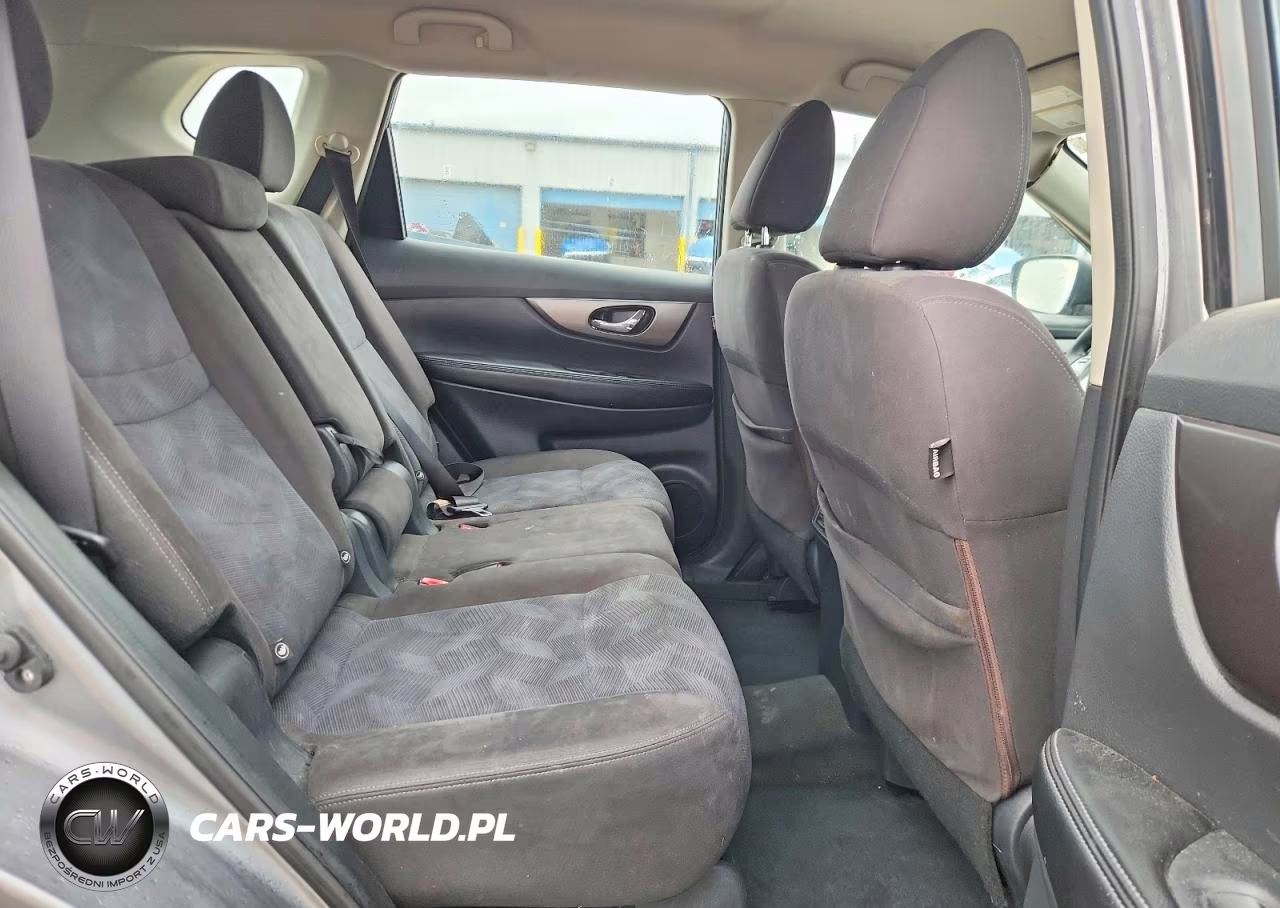 2015 Nissan Rogue S VIN:KNMAT2MT3FP582400 - 10