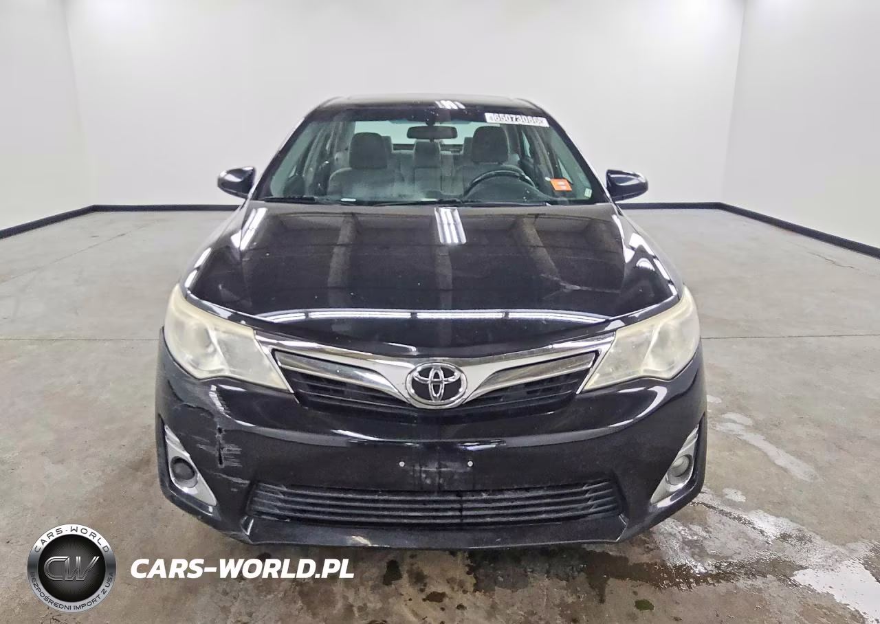 2014 Toyota Camry Xle VIN:4T4BF1FKXER398115 - 5