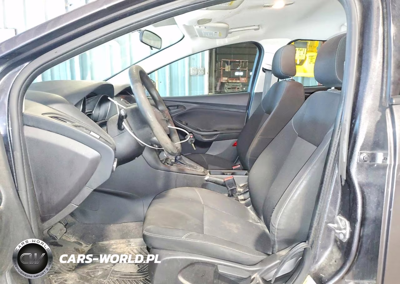 2018 Ford Focus S VIN:1FADP3E20JL309479 - 7