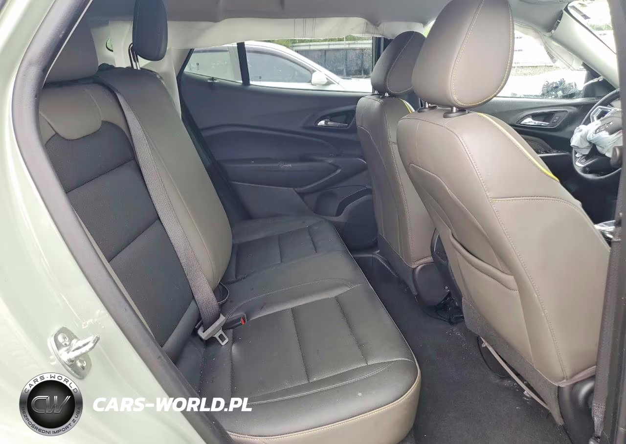 2025 Chevrolet Trax Activ VIN:KL77LKEP5SC230090 - 11