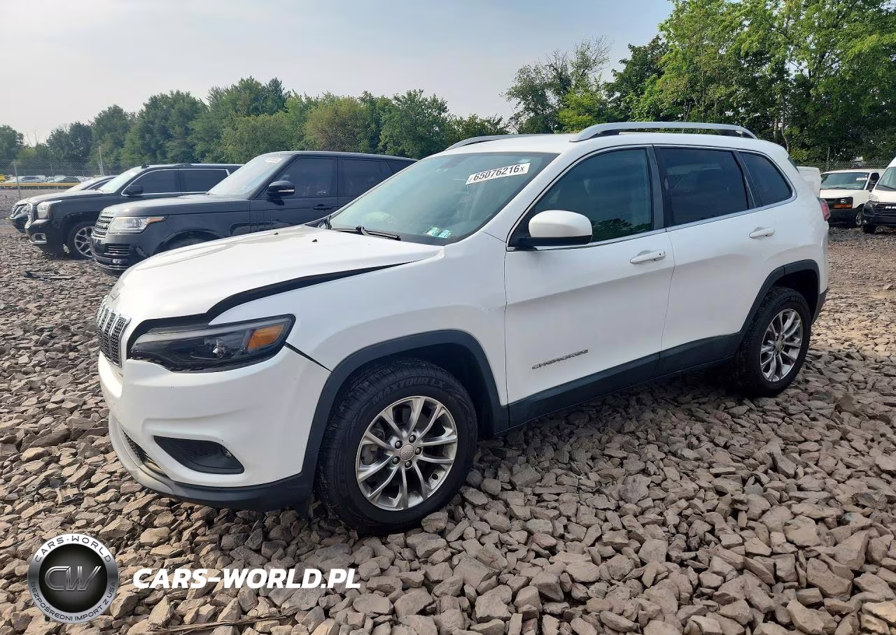 2019 Jeep Cherokee Latitude Plus – zdjęcie 1 z 12