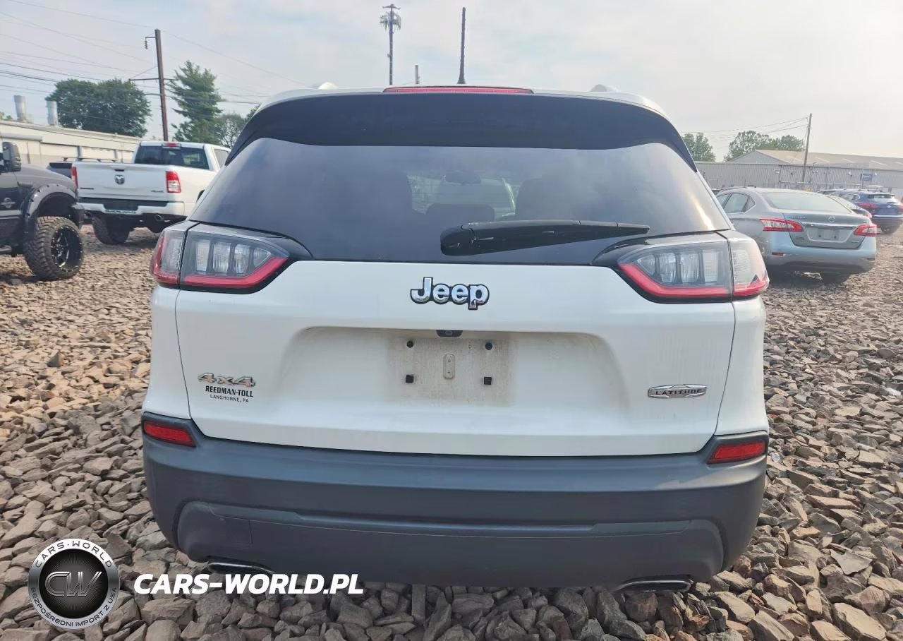 2019 Jeep Cherokee Latitude Plus VIN:1C4PJMLN4KD158749 - 6