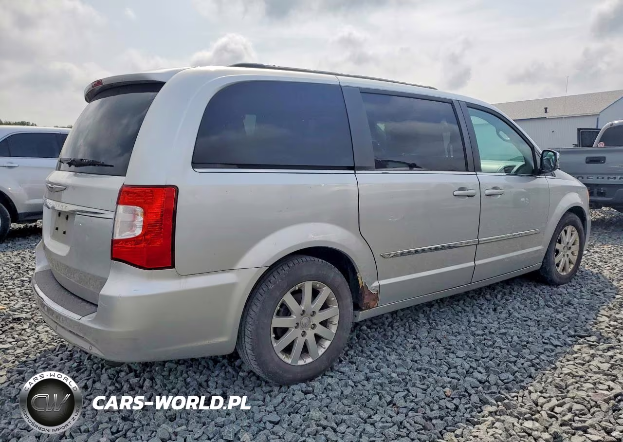 2011 Chrysler Town & Country Touring L VIN:2A4RR8DG4BR681902 - 3