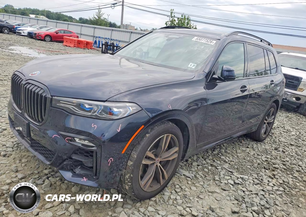 2022 BMW X7 M50I