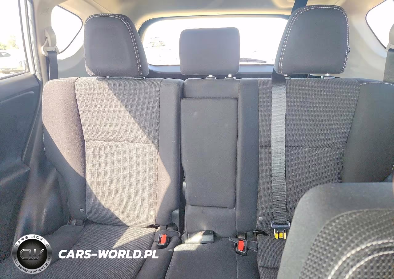 2018 Toyota Rav4 Xle VIN:2T3RFREV4JW815586 - 10