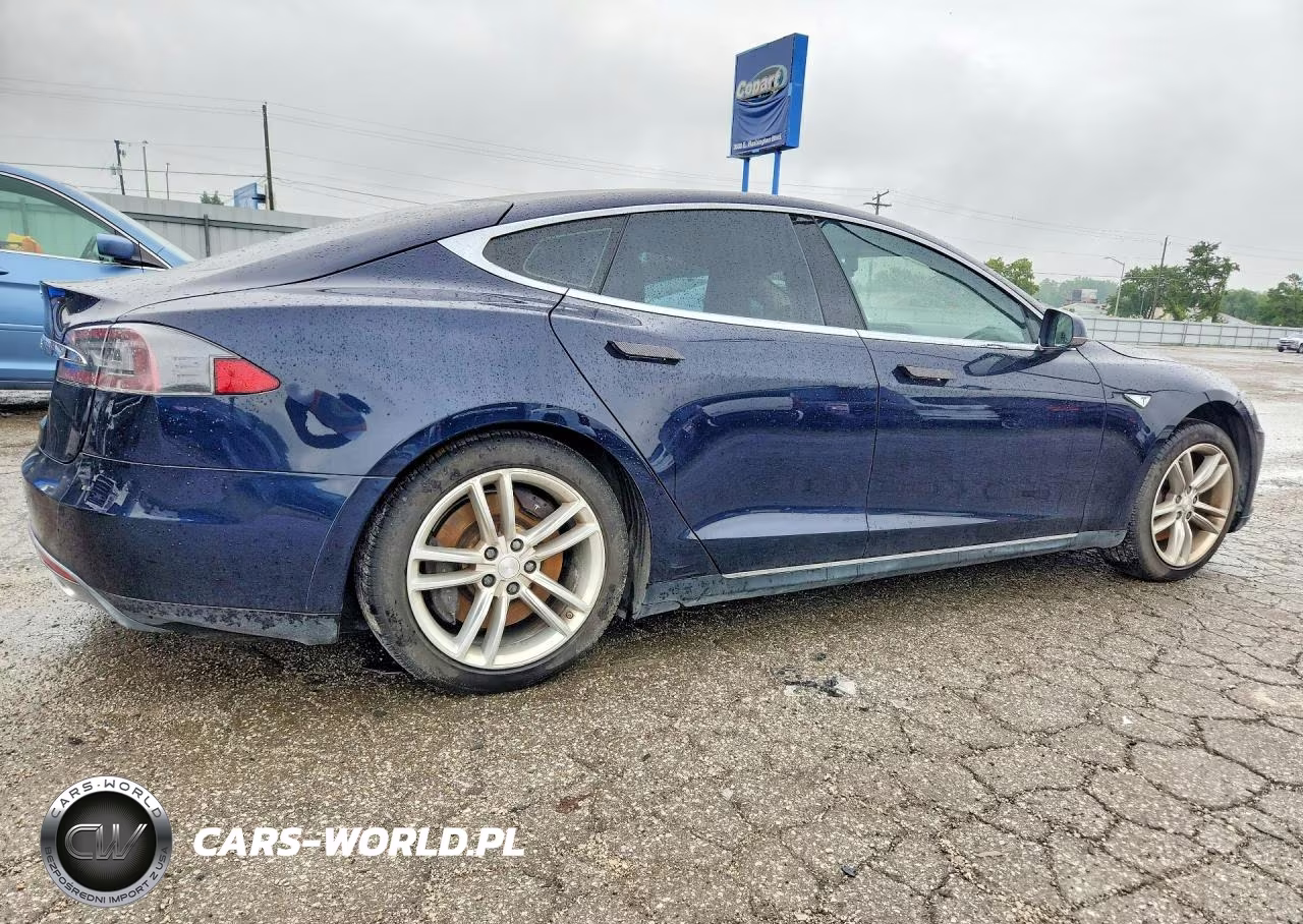2013 Tesla Model S VIN:5YJSA1AG4DFP08699 - 3