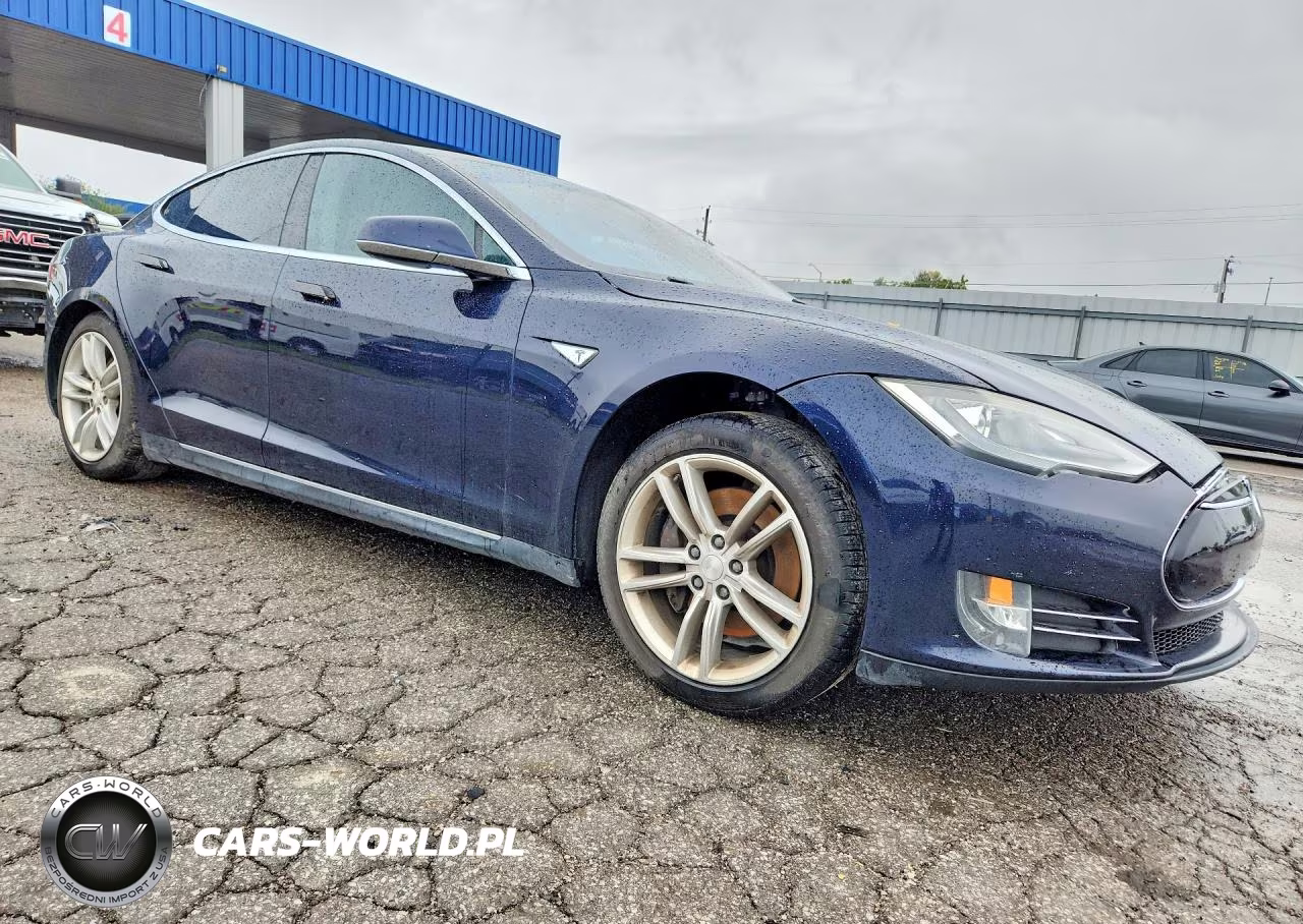 2013 Tesla Model S VIN:5YJSA1AG4DFP08699 - 4