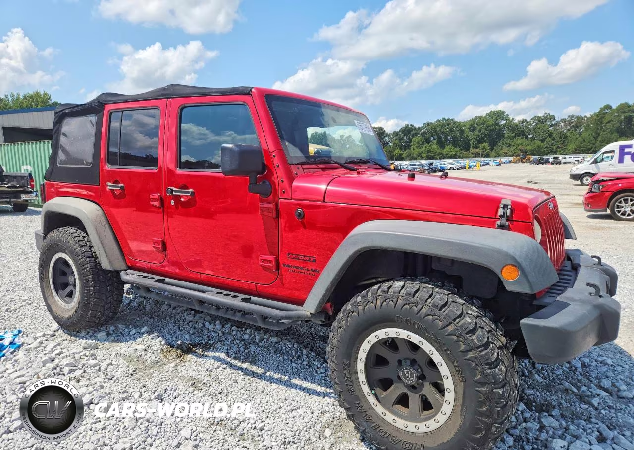2014 Jeep Wrangler Unlimited Sport VIN:1C4BJWDG6EL155349 - 4