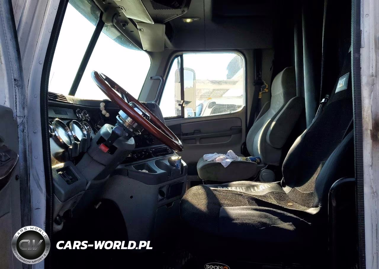 2005 Freightliner Cst120 Semi Truck VIN:1FUJBBCG55LM22637 - 7